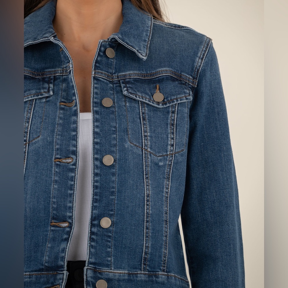 KUT from the Kloth | Cropped & Fitted Denim Jacket | M - Picture 3 of 12